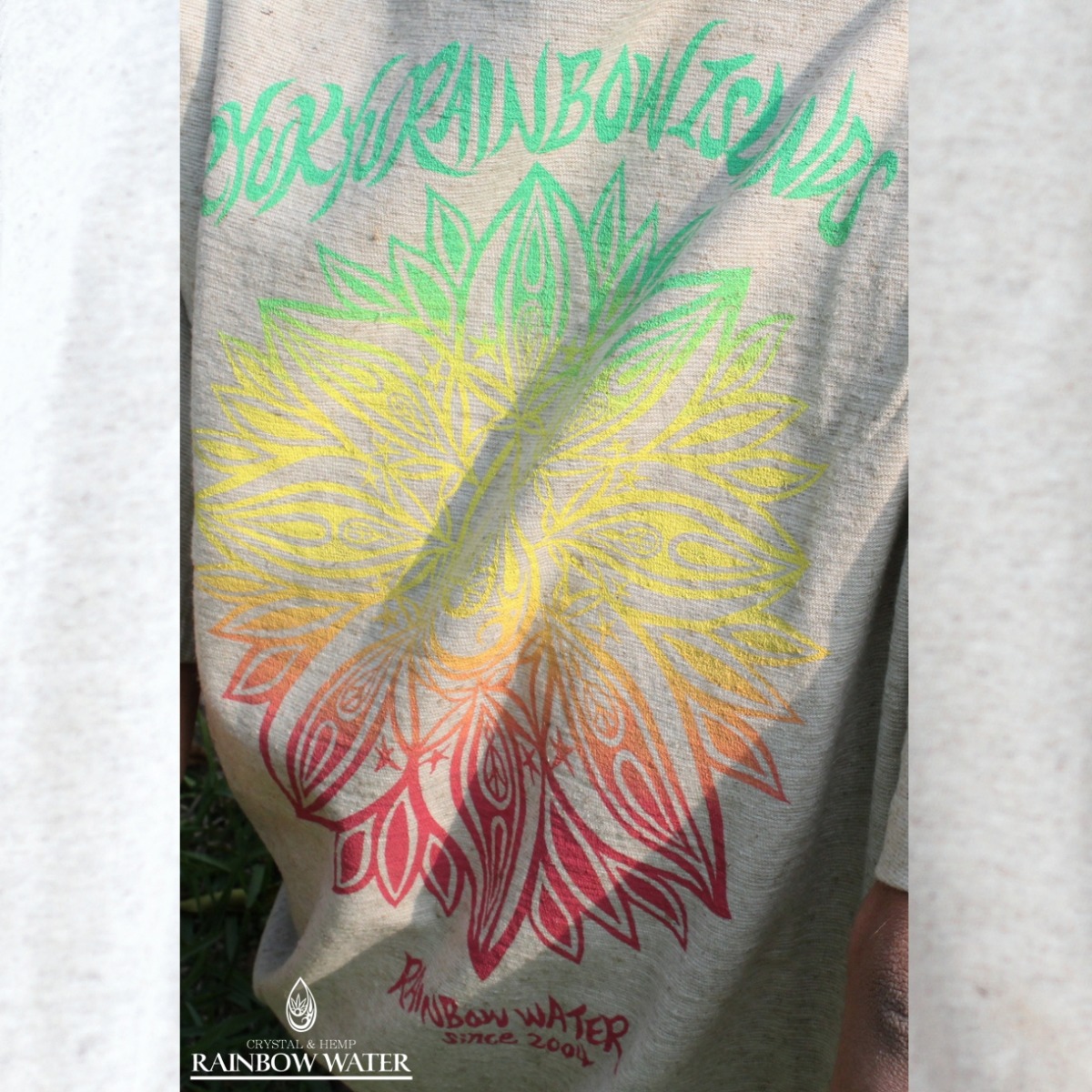 Men’s Back Print T-シャツ 「RYUKYU RAINBOW ISLAND」